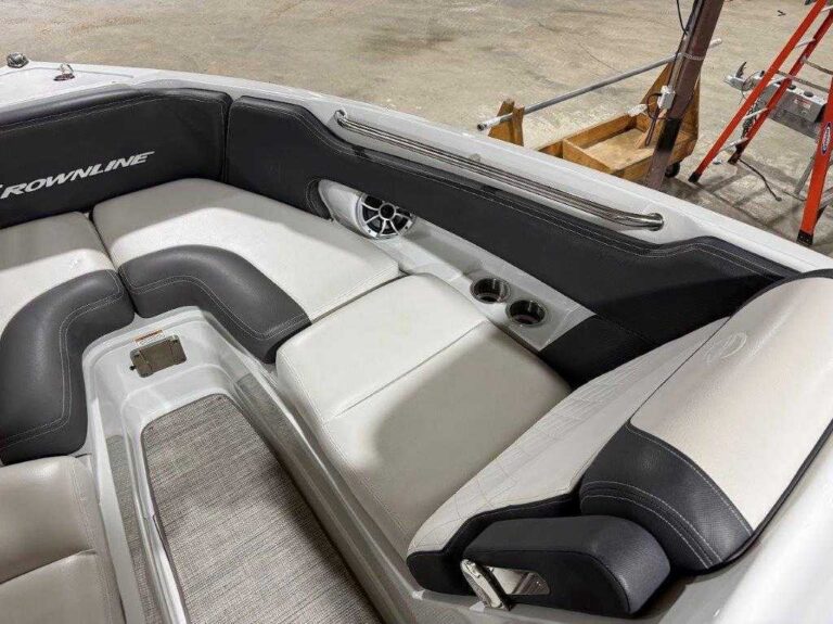 2022 Crownline 255 SS - Arch US-KIS88005H122 [photo 15]